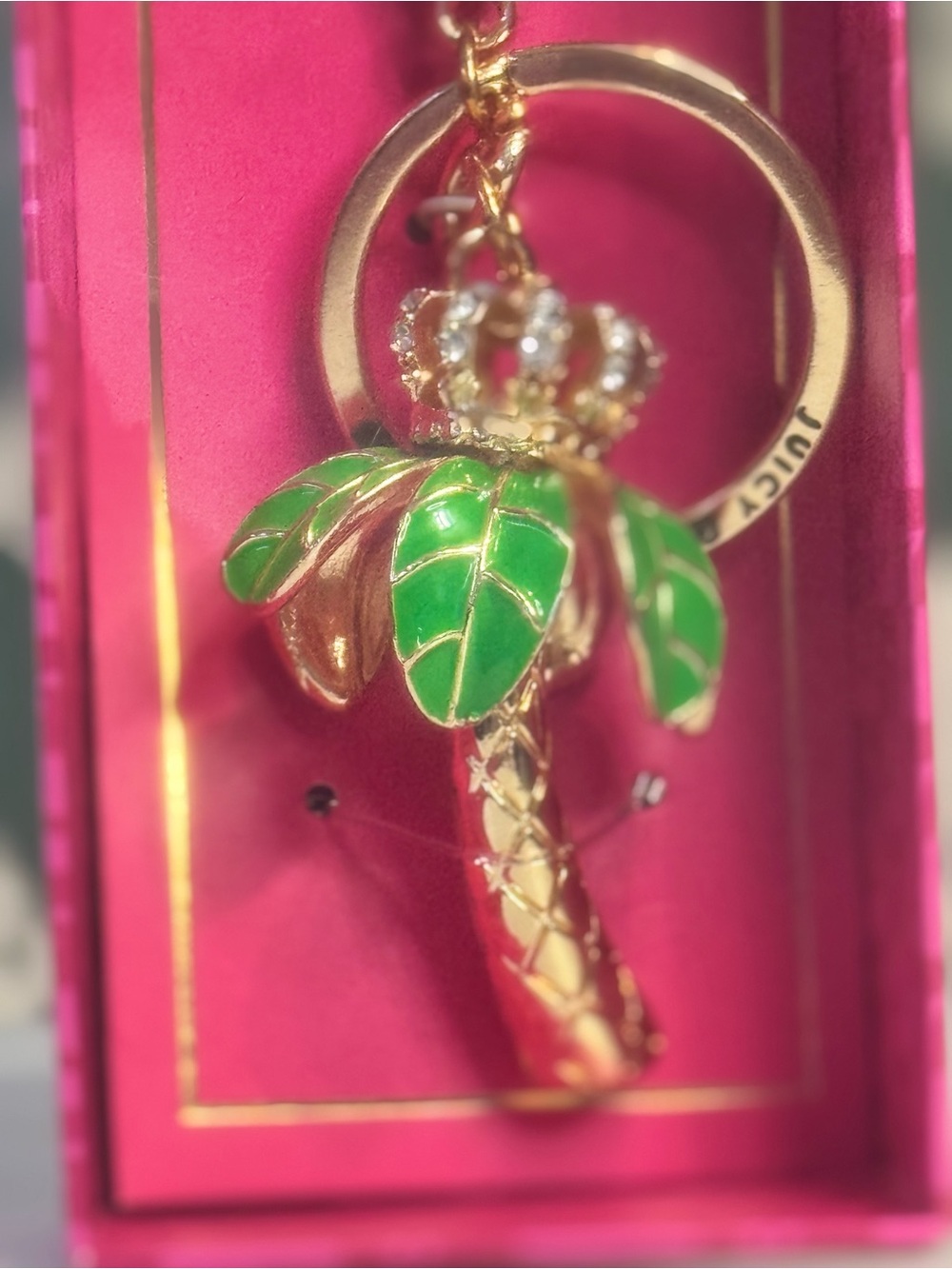 Juicy Couture Gold Palm Tree Keychain with Green Enamel Leaves NIB - Picture 4 of 4